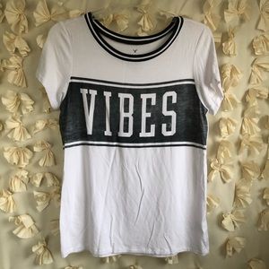 American Eagle VIBES tee